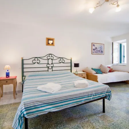 Villa Vincenzo Di Meglio Barano d'Ischia Room photo