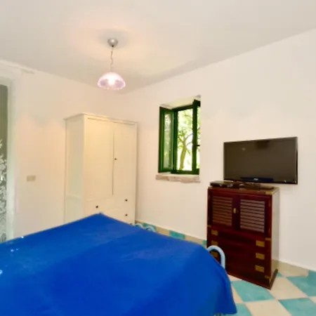 Villa Vincenzo Di Meglio Barano d'Ischia Room photo